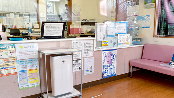 つくし薬局大江店の受付/カウンター