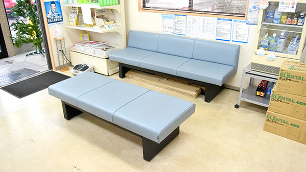 のぞみ薬局愛知川店の待合スペース