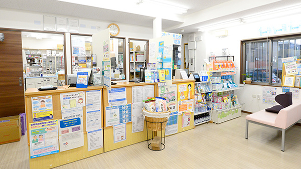 クオール薬局桜川店の受付/カウンター