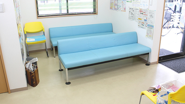 老蘇薬局の待合スペース