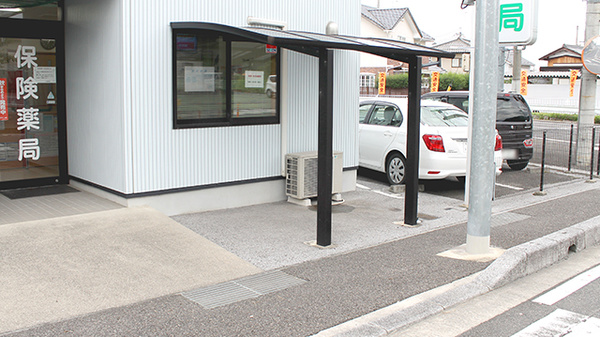 老蘇薬局の駐輪場