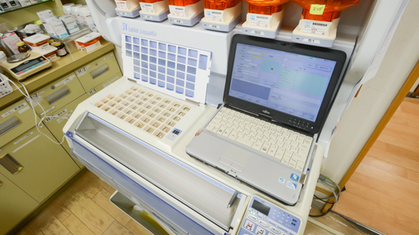 しらゆり調剤薬局の調剤器具