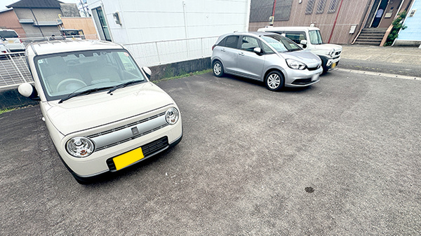 高松薬局の駐車場