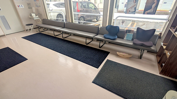 待合スペース