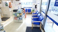 クオール薬局石脇店の待合スペース