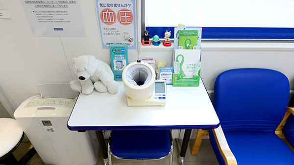 クオール薬局石脇店の血圧計