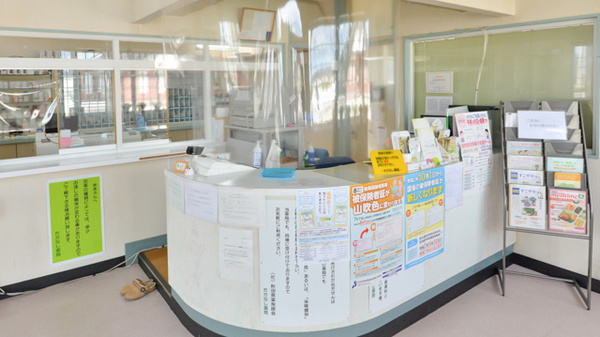 たかなし薬局の受付/カウンター