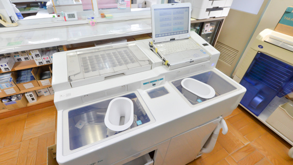 たかなし薬局の調剤器具