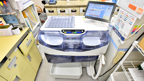 なの花薬局の調剤器具