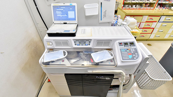 トマト薬局の調剤器具