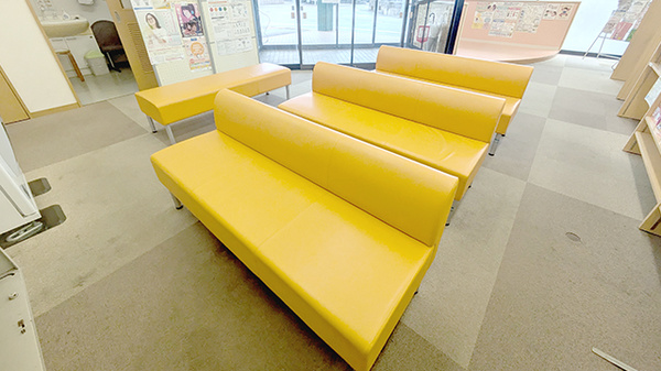 みんなの薬局山王の待合スペース