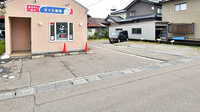 さくら薬局(新潟県)の駐車場