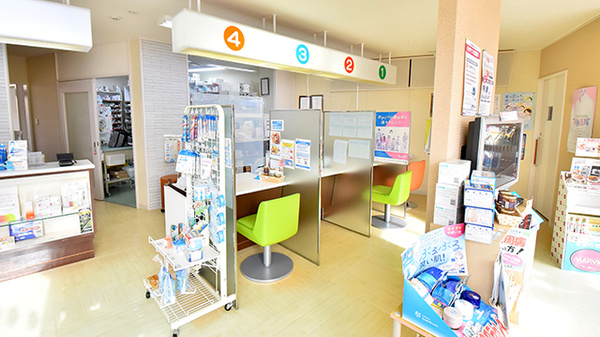 トリム薬局　新発田店の受付/カウンター