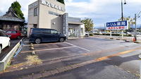 トリム薬局　新発田店の駐車場