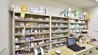 トリム薬局 湯沢店の薬棚