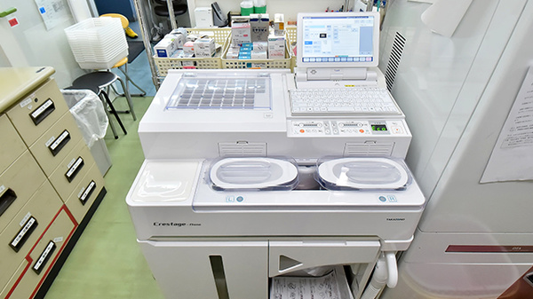 トリム薬局 湯沢店の調剤器具