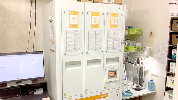 あおば薬局の調剤器具