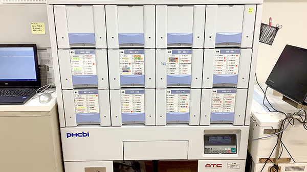 扇町オクツ薬局の調剤器具