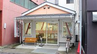 カシワバ薬局阪東橋店の外観