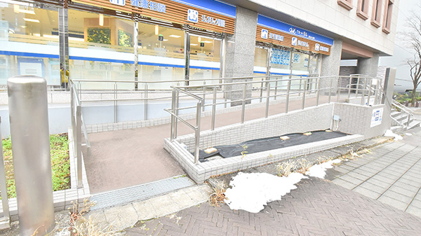 クオール薬局港北店のバリアフリー設備