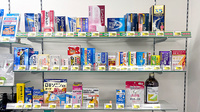 薬局トモズ 関東労災病院前店の一般医薬品