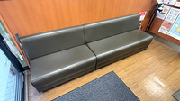 薬局トモズ元住吉西口店の待合スペース