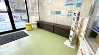 ウイン薬局日吉箕輪町店の待合スペース