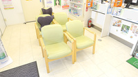 クオール薬局白山店の待合スペース