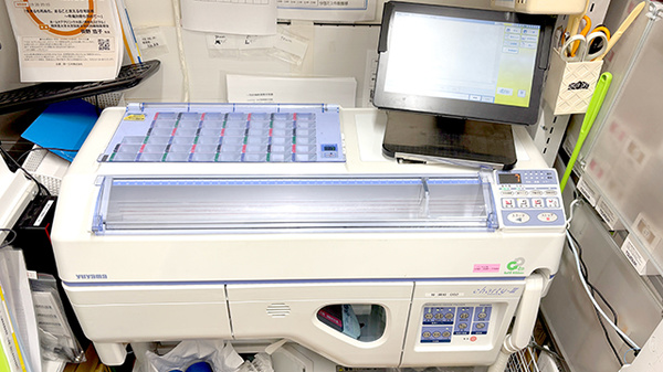 こじか薬局銀座通り店の調剤器具