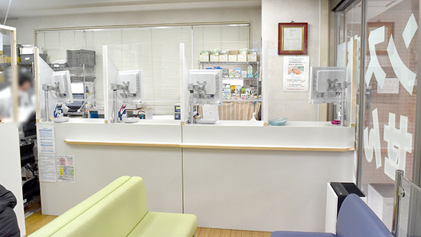 セブンス薬局金沢八景店の受付/カウンター