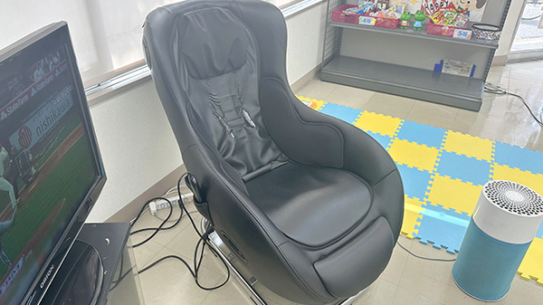 セブンス薬局川崎店のマッサージチェア