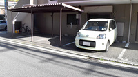さなえ薬局金沢文庫店の駐車場
