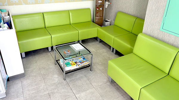 タダノ薬局の待合スペース