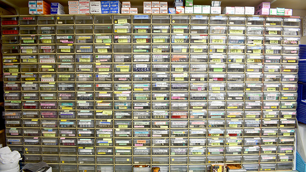 株式会社シフトつつじ調剤薬局の薬棚