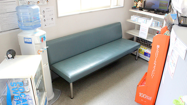 広川薬局の待合スペース