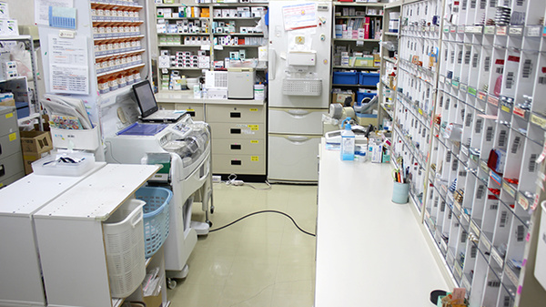 あすなろ薬局の調剤室