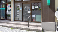 なないろ調剤薬局の入口
