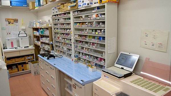 ほなみ薬局本店の調剤室