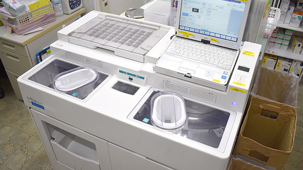 青山調剤薬局の調剤器具