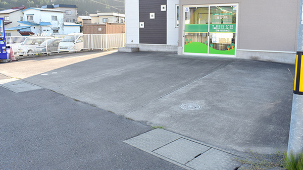 碇ヶ関調剤薬局の駐車場