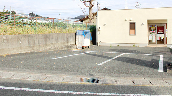 このみ薬局の駐車場