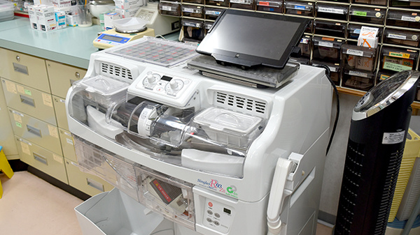 サンライズ薬局大岡店の調剤器具