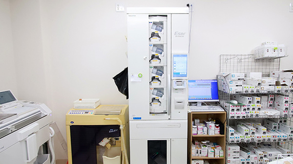 ファーマライズ薬局湖東店の調剤器具