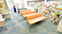 ファーマライズ薬局 沼津店の待合スペース