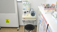 慧光薬局の血圧計