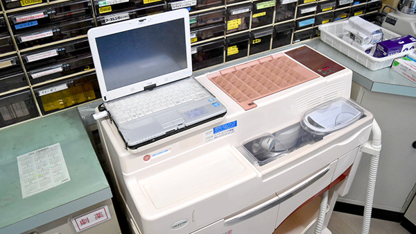 慧光薬局の調剤器具
