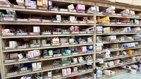 森町センター薬局の薬棚