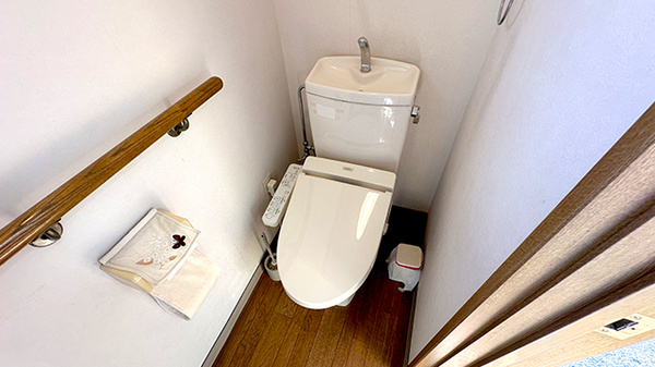 石川薬局曲金店のお手洗い