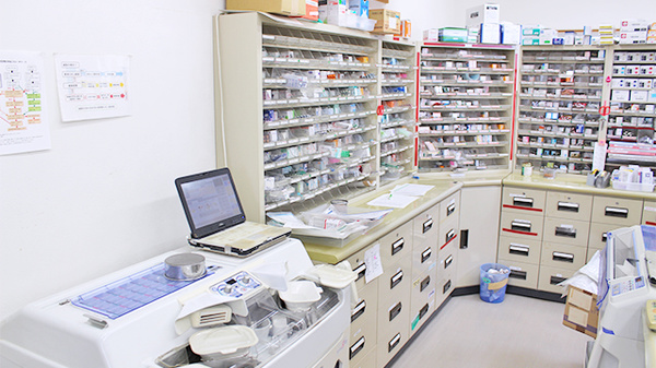 南山堂薬局　浅羽店の調剤室
