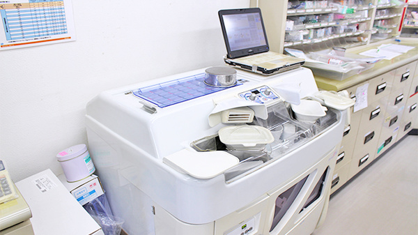南山堂薬局　浅羽店の調剤器具